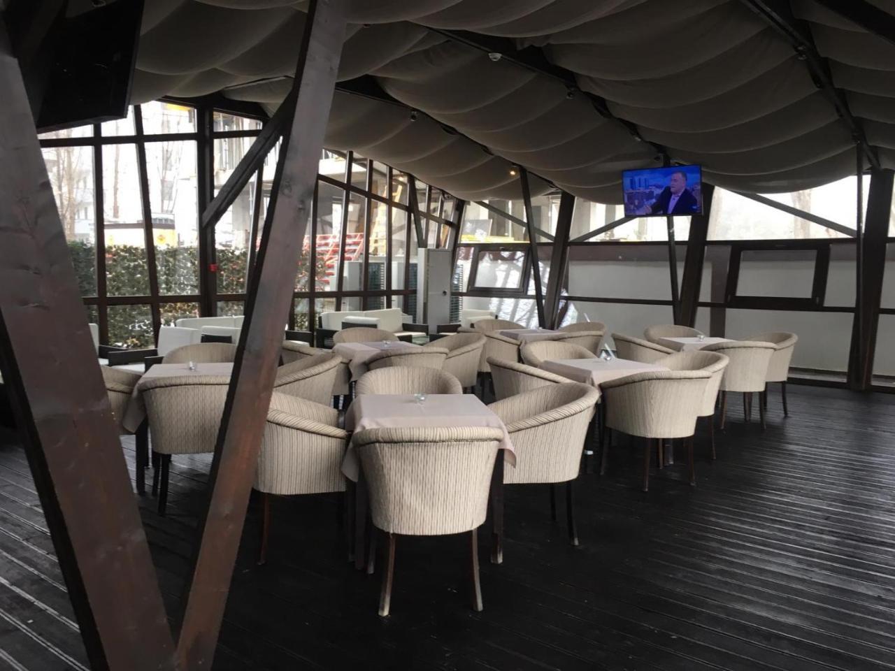 Ambiance Hotel Bucharest Exterior photo